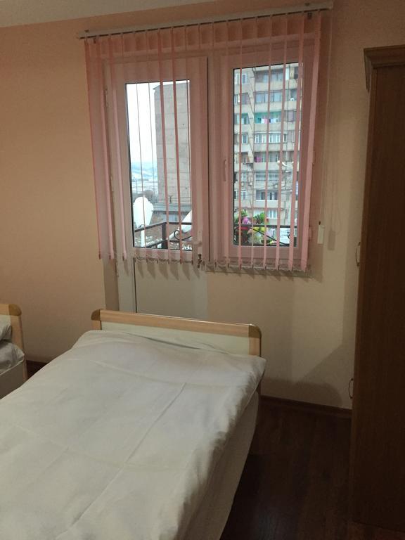 Anga Yerevan Apartments Esterno foto