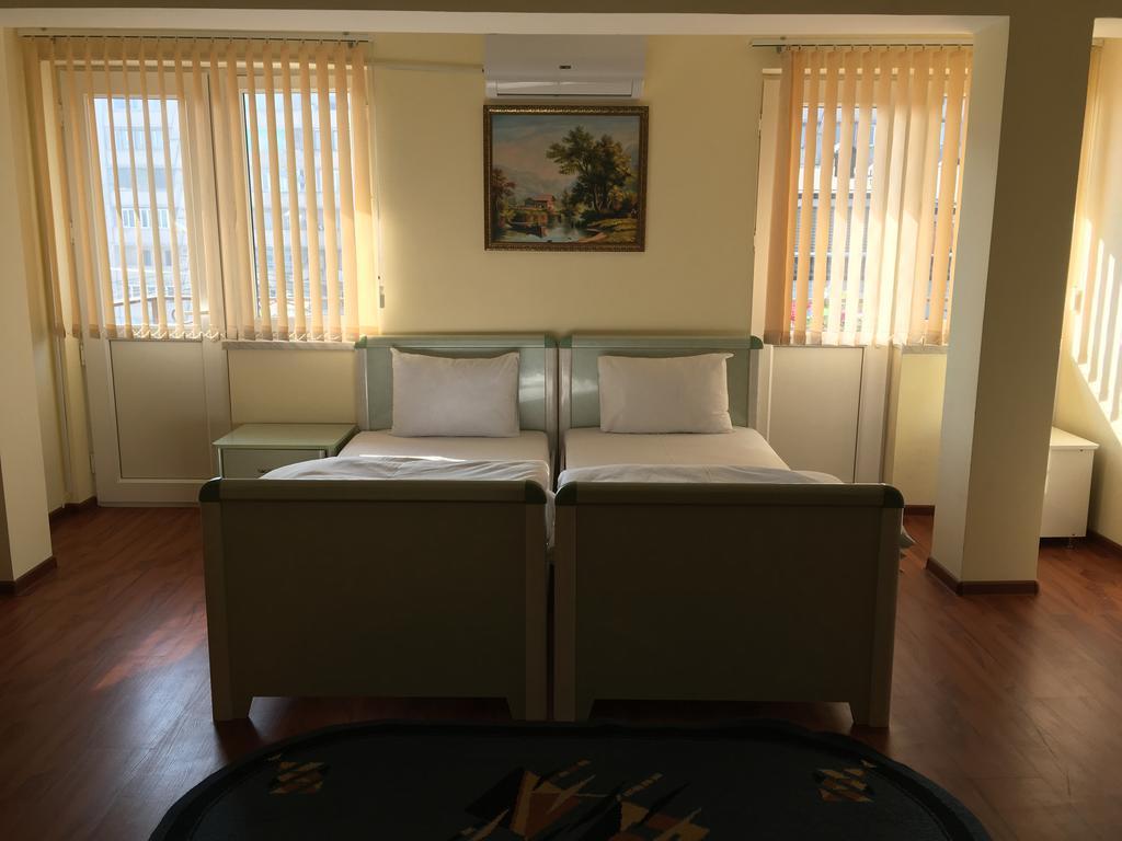 Anga Yerevan Apartments Esterno foto