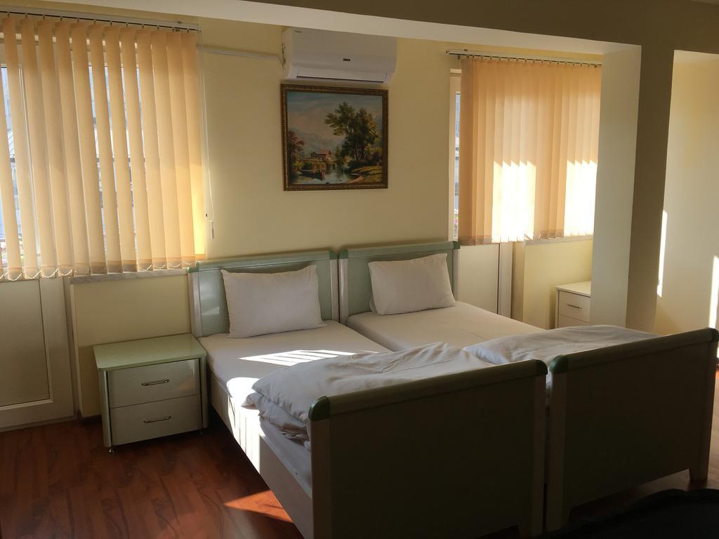 Anga Yerevan Apartments Esterno foto